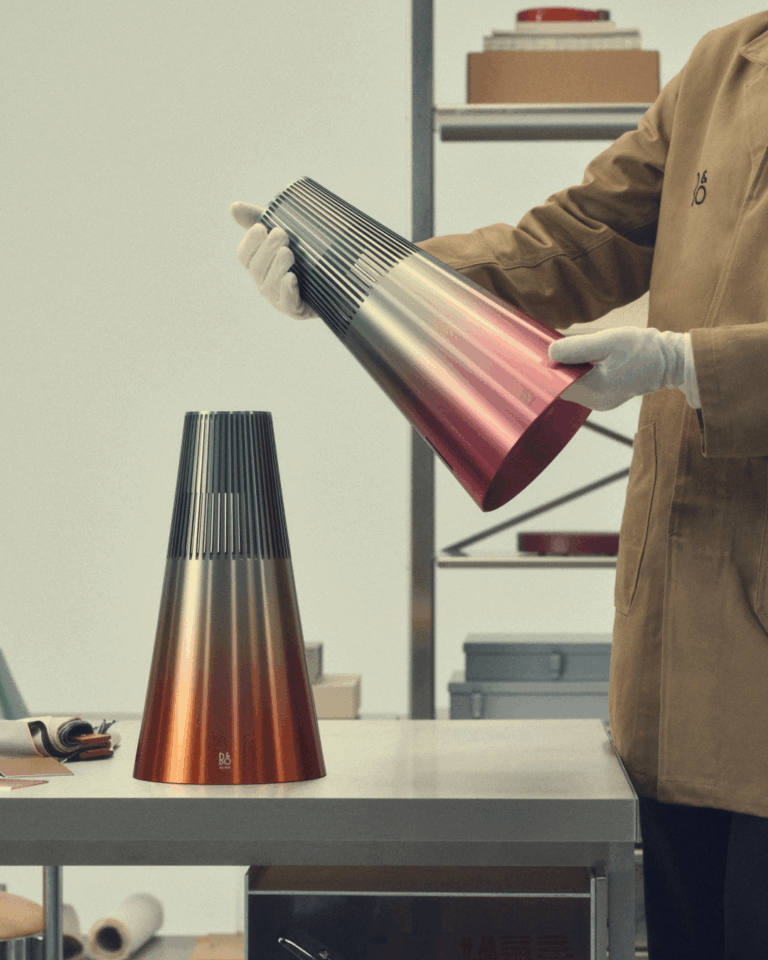 Bang & Olufsen completa cem anos e cria ateliê para quem deseja criar produtos personalizados